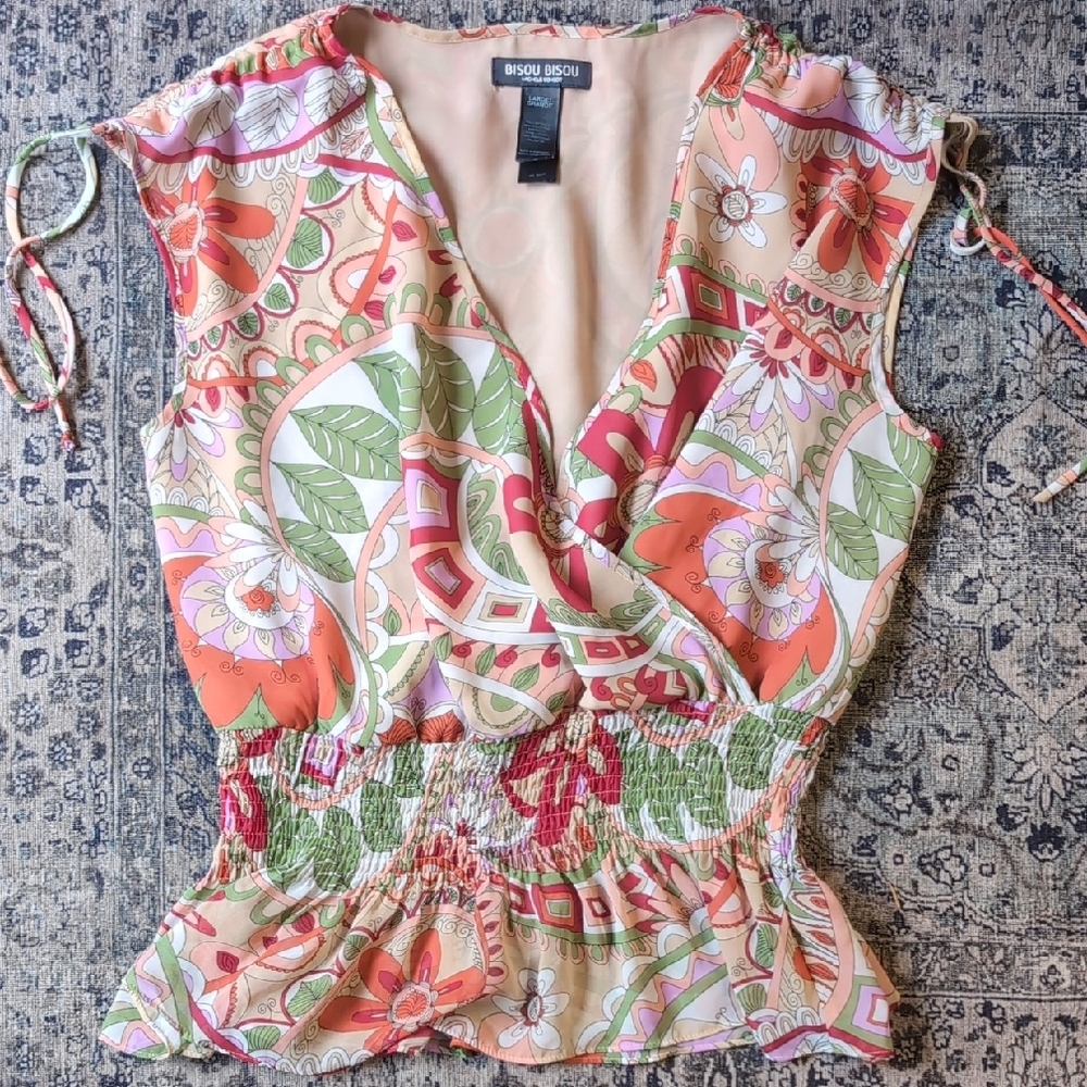 Bisou Bisou Vintage Floral Paisley Multicolor Tanl Top /w Ties & Fitted Waist 70